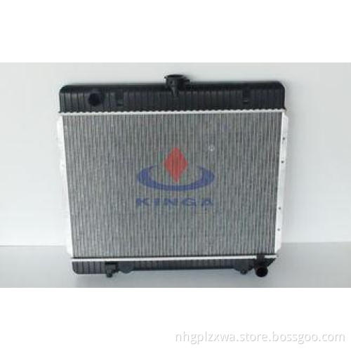 Car Radiator Of W123 / W126 280S 1976 1985 MT Of BENZ OEM 1